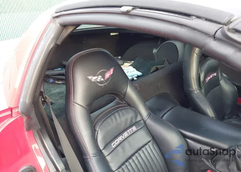 2002 Chevrolet Corvette z USA, uszkodzony, nr VIN 1G1YY22GX25131579